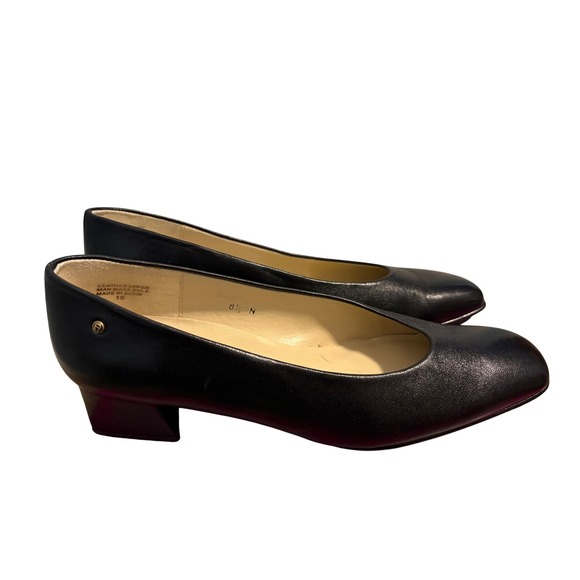 Etienne Aigner Shoes - Vintage Etienne Aigner Block Heel Pumps Black Women's Size 8.5N Old Money